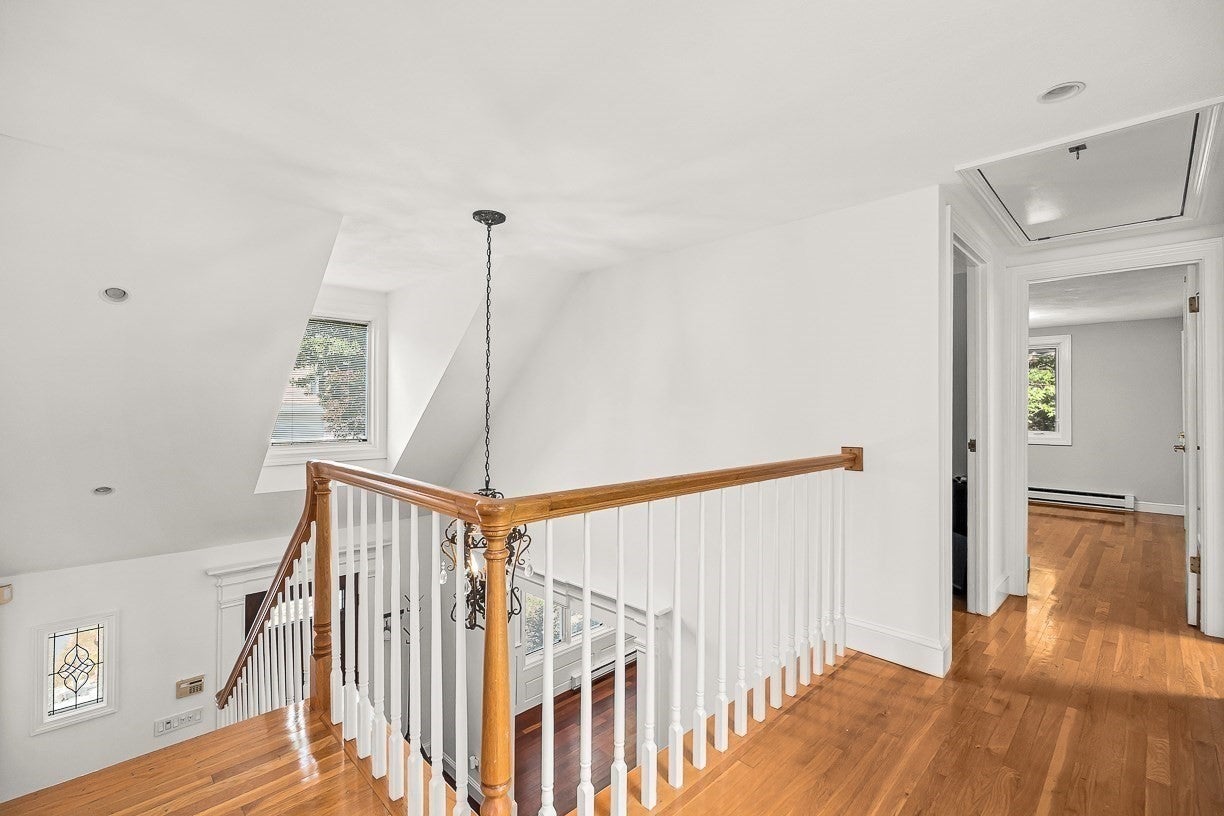 21 Amberwood Dr, Winchester, MA Photo #30