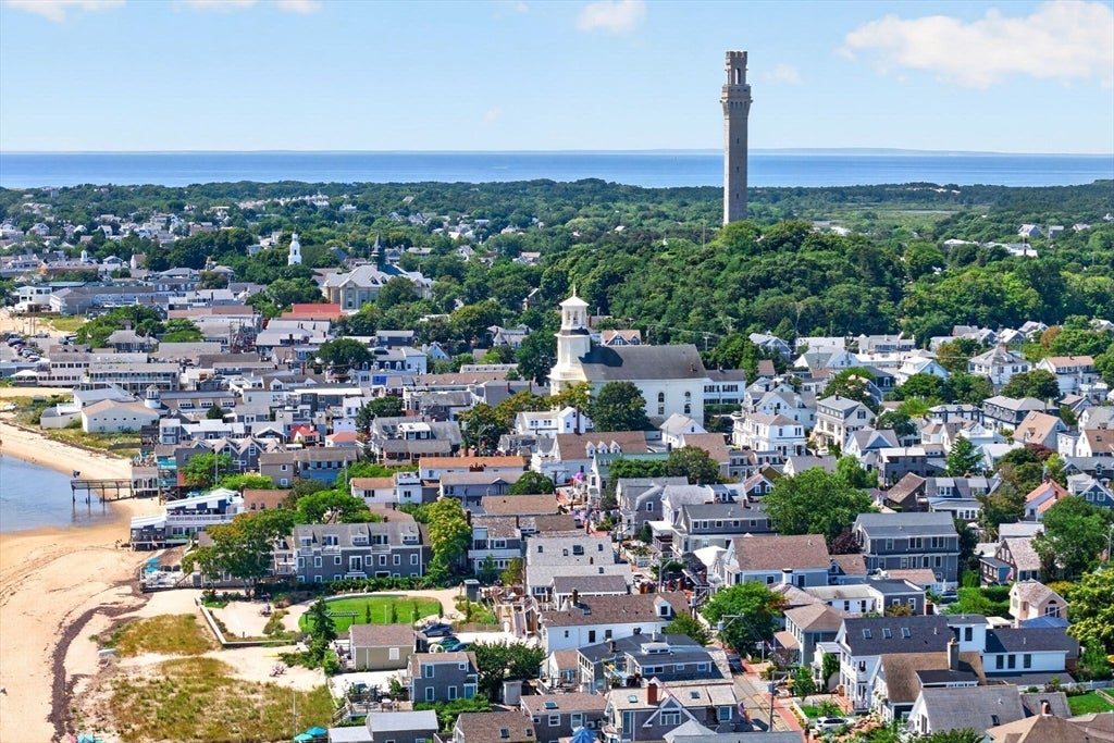 446 Commercial Street #2, Provincetown, MA Photo #39
