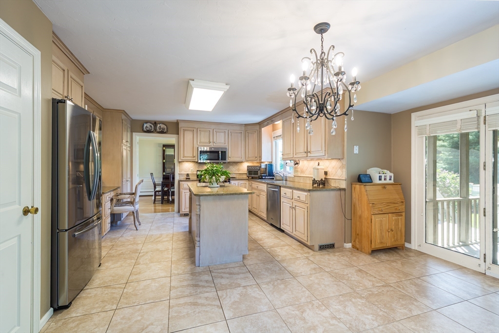 157 Rolling Meadow Dr