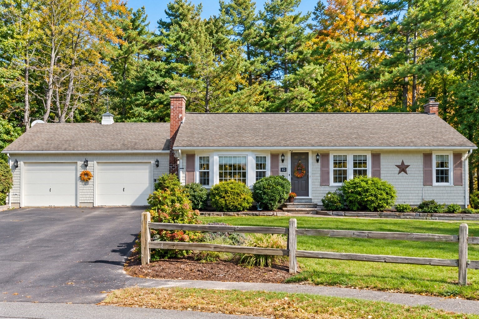 42 Pinebrook Lane, Holden, MA Photo #1
