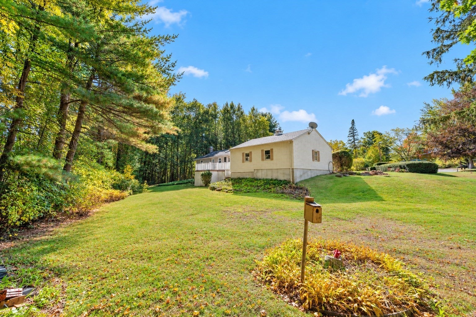 42 Pinebrook Lane, Holden, MA Photo #30