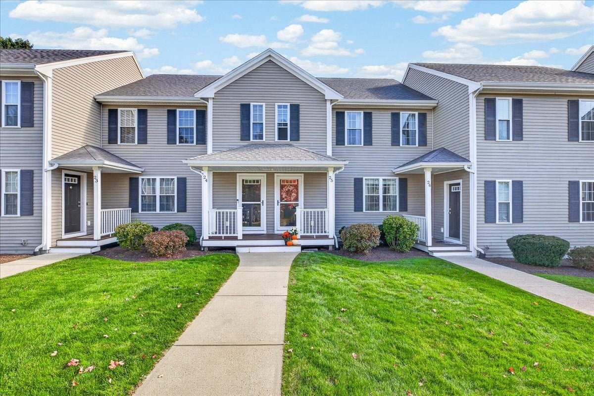 Photo of 101 Cherry St, Plymouth, MA