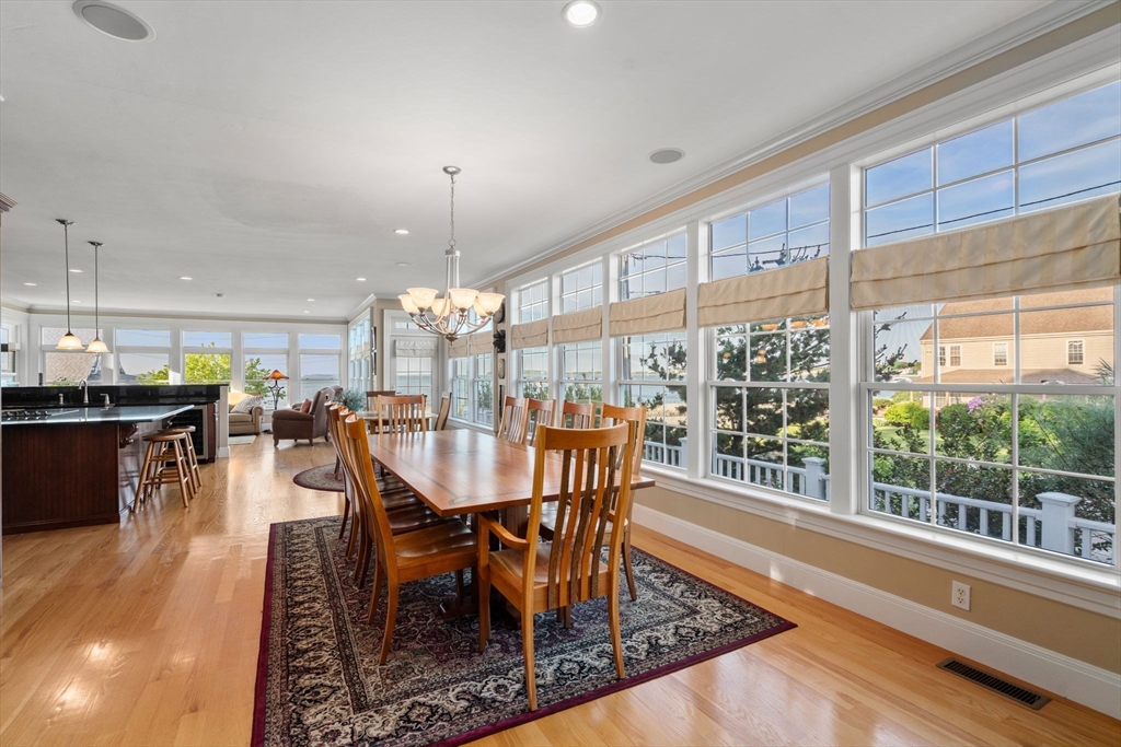 7 Swan Road