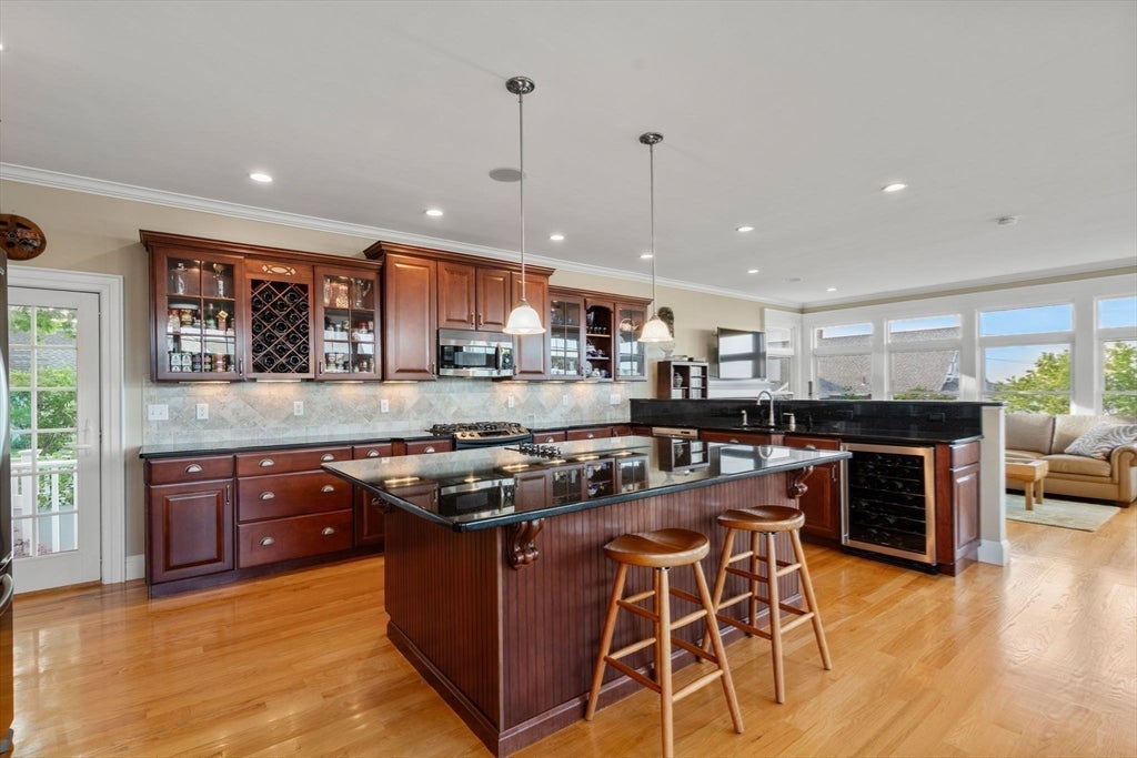 7 Swan Road