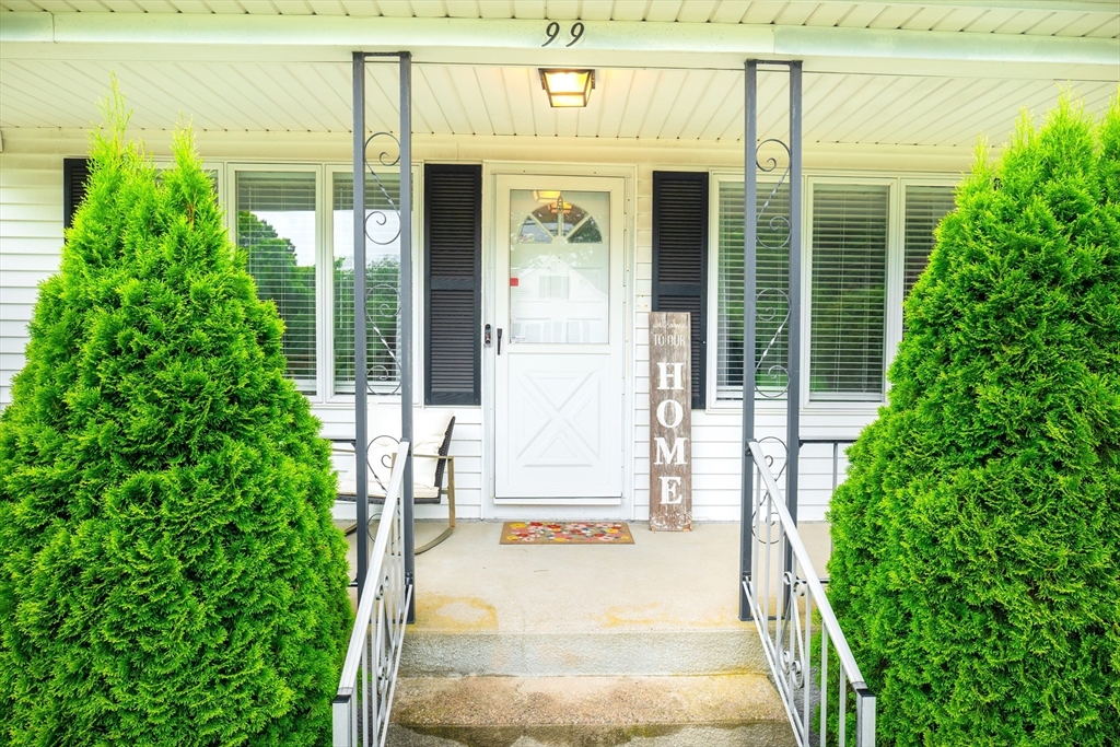 99 Oak St