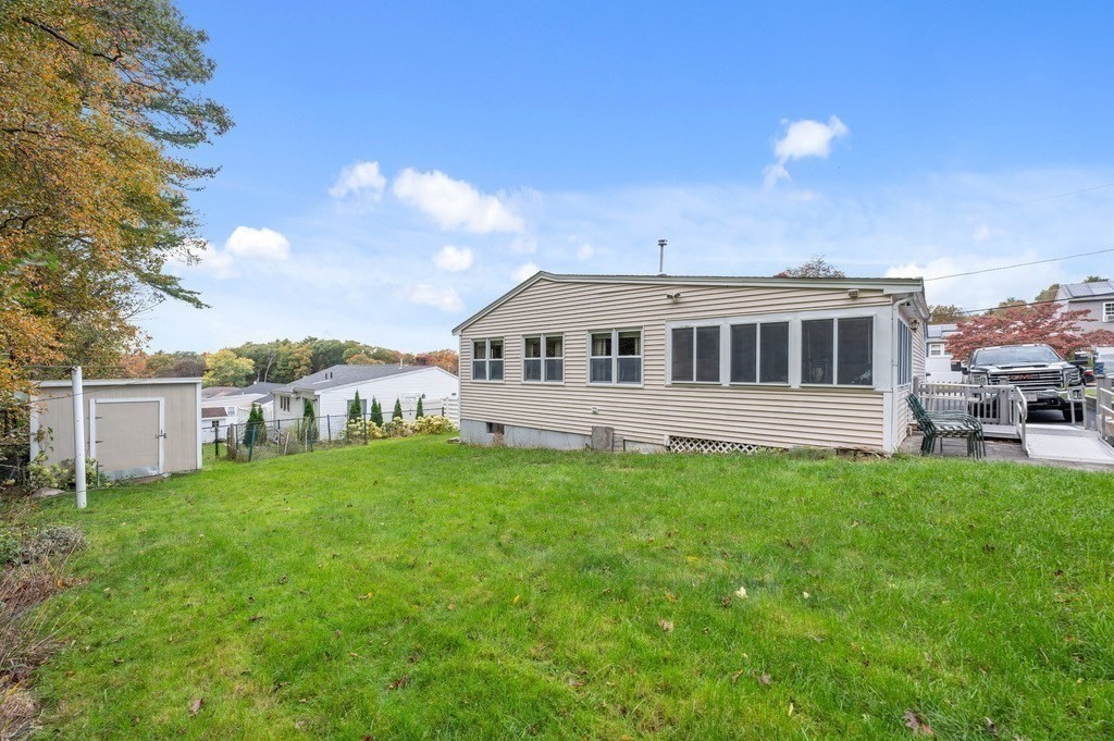16 Woodcliff Rd
