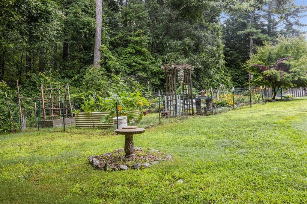 9 Bridle Path Lane, Middleboro, MA, 9 Bridle Path Lane, Middleboro, MA Photo #5