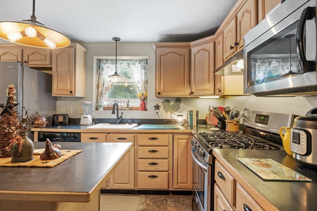 9 Bridle Path Lane, Middleboro, MA, 9 Bridle Path Lane, Middleboro, MA Photo #16