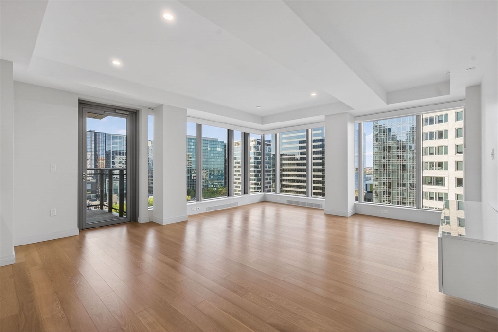 133 Seaport Blvd 1208