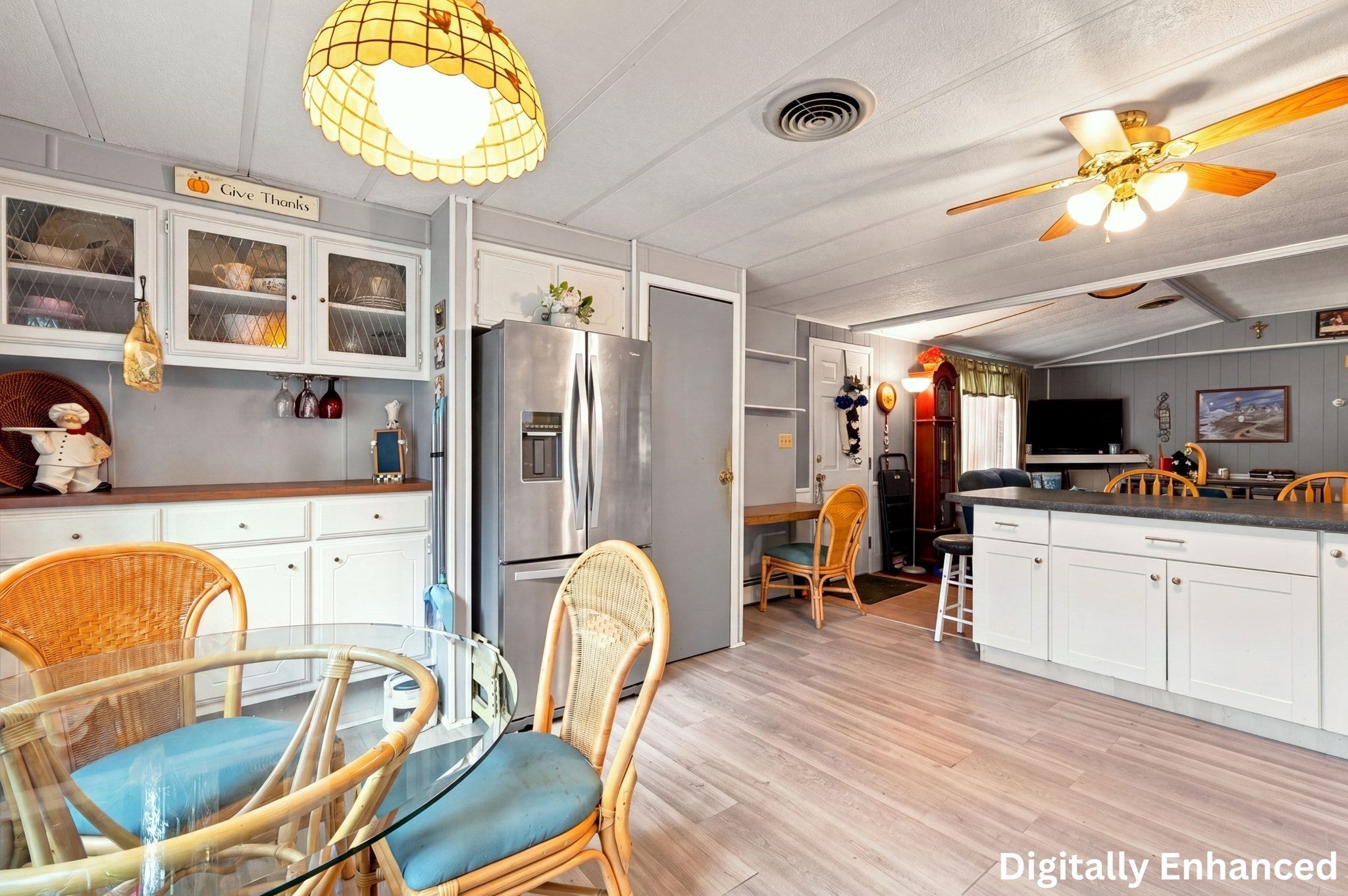 60 Longboat Dr