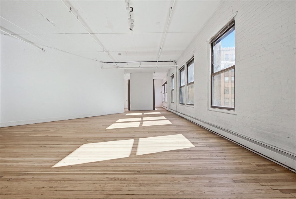 118 South Street 4AB