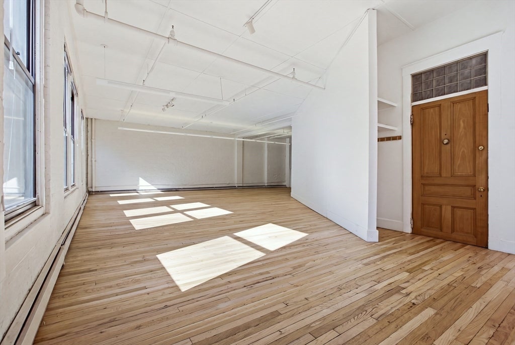 118 South Street 4AB