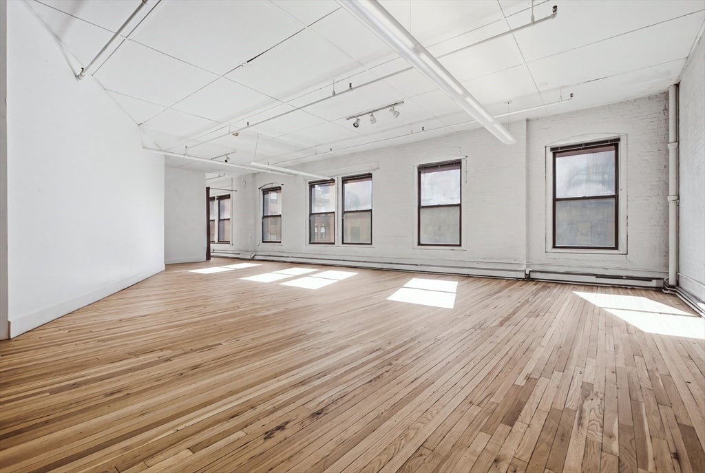 118 South Street 4AB