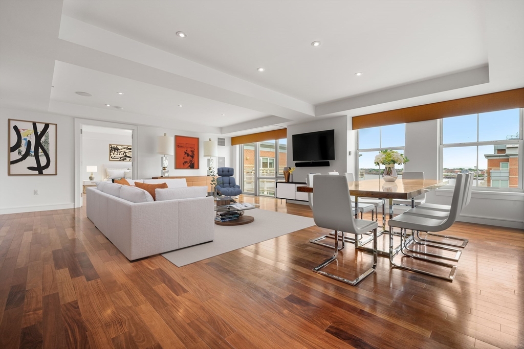 2 Battery Wharf 2504