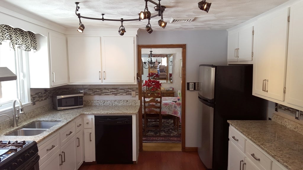 117 Partridge Road, Billerica, MA Photo #2