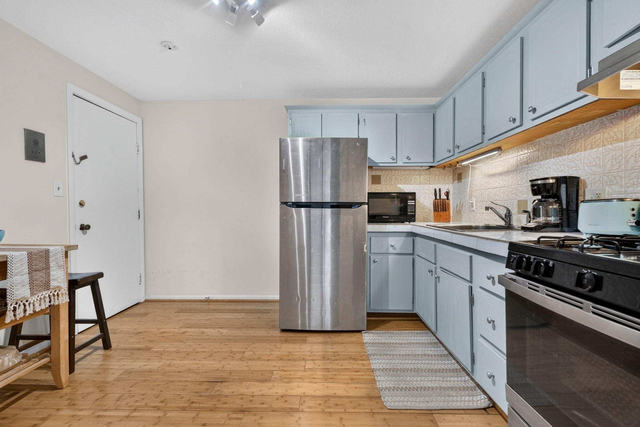 262 E Haverhill St #23, Lawrence, MA, 262 E Haverhill St #23, Lawrence, MA Photo #2