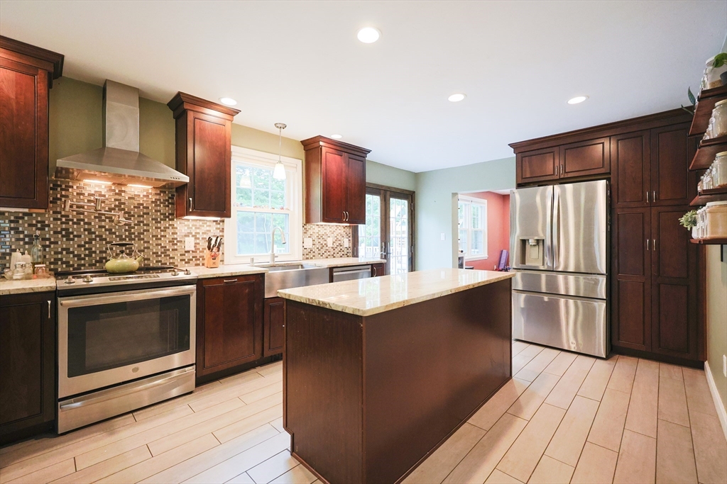 54 Mountain View Rd
