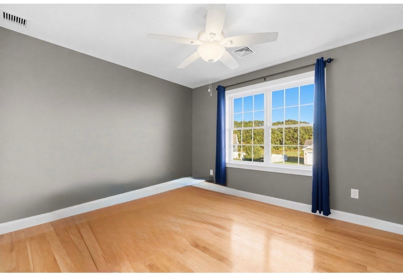 8 Lannister Ln, Seekonk, MA Photo #25