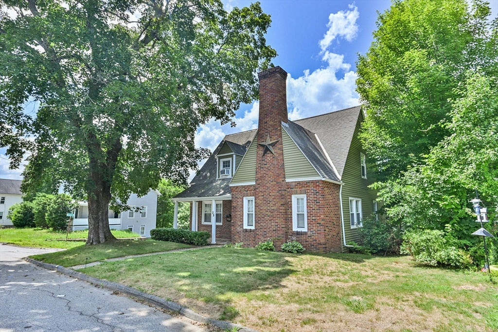 28 Litchfield Ave.