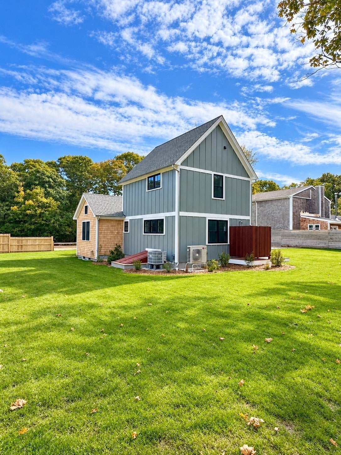 25 Oak Avenue, Oak Bluffs, MA, 25 Oak Avenue, Oak Bluffs, MA Photo #3