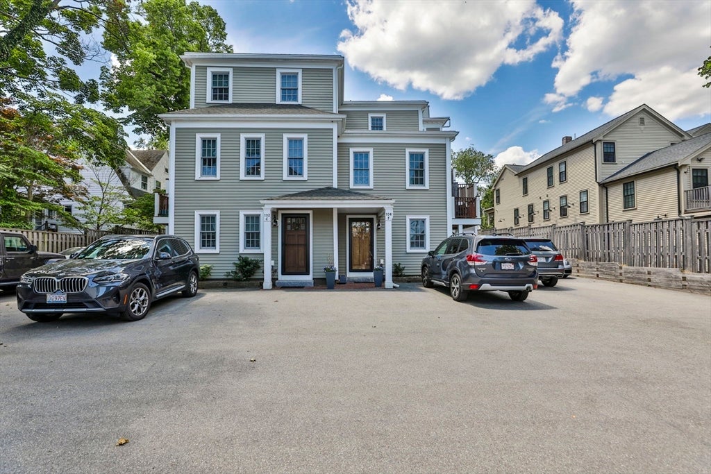 104 High St # F, Newburyport, MA, 01950, USA, 2 Bedrooms Bedrooms, ,2 BathroomsBathrooms,Condo,Contingent,104 High St # F,73540793