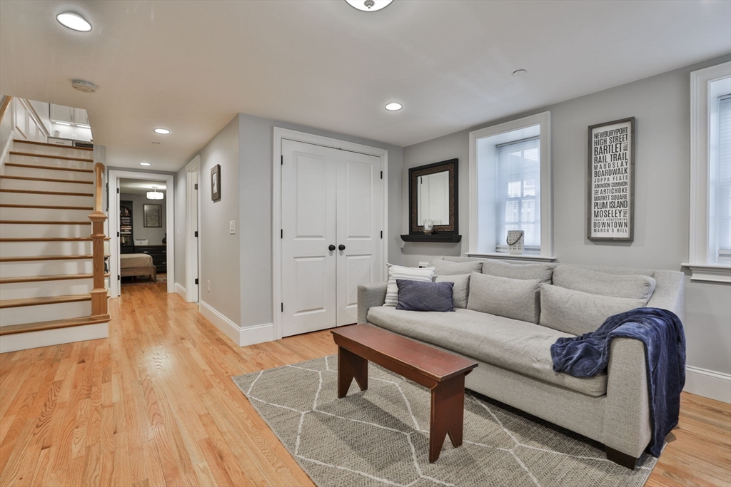 104 High Street F