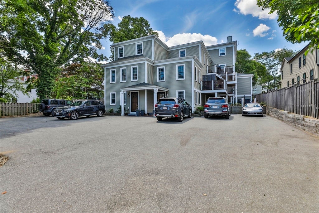 104 High St # F, Newburyport, MA, 01950, USA, 2 Bedrooms Bedrooms, ,2 BathroomsBathrooms,Condo,Contingent,104 High St # F,73540793