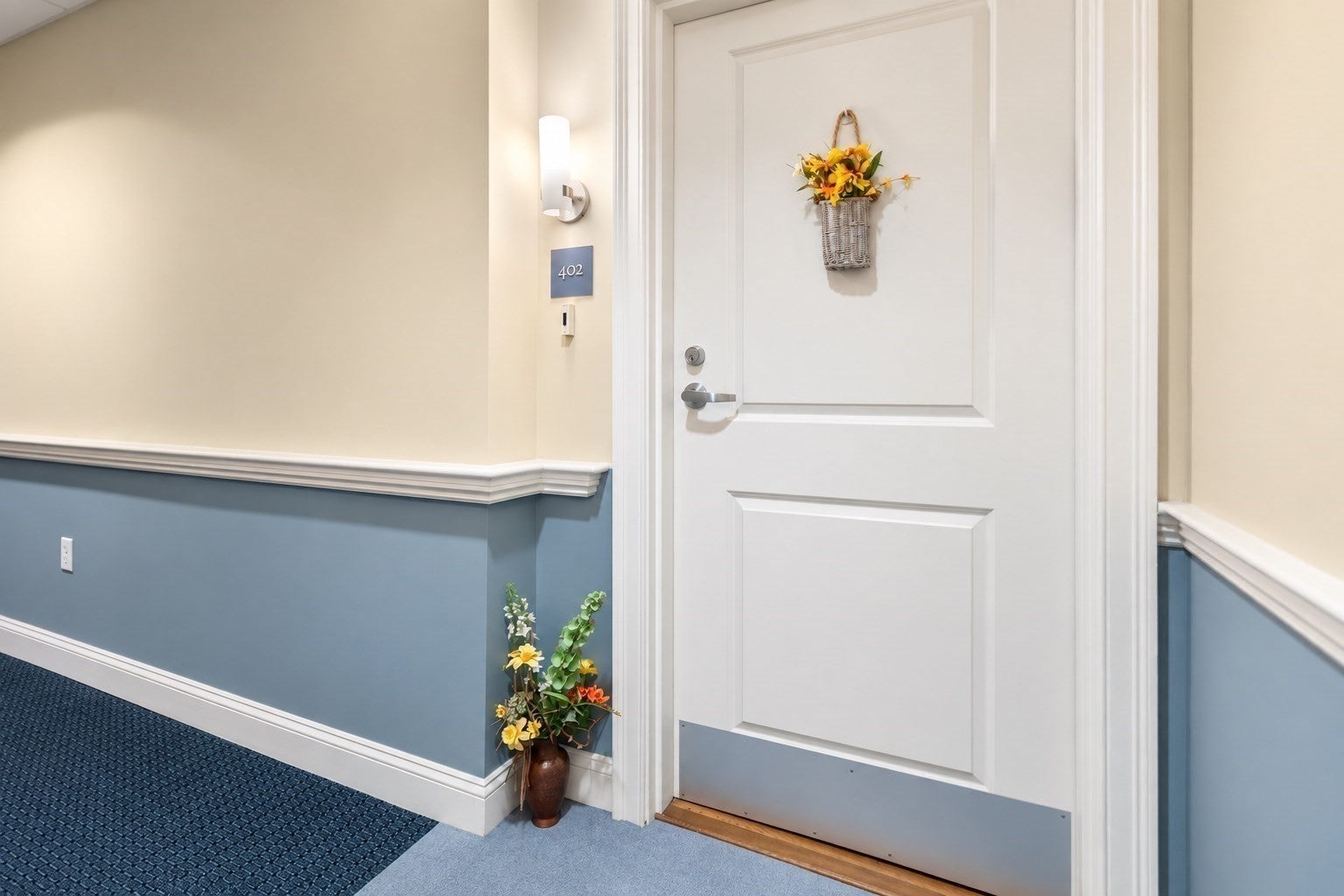 250 Main Street 402