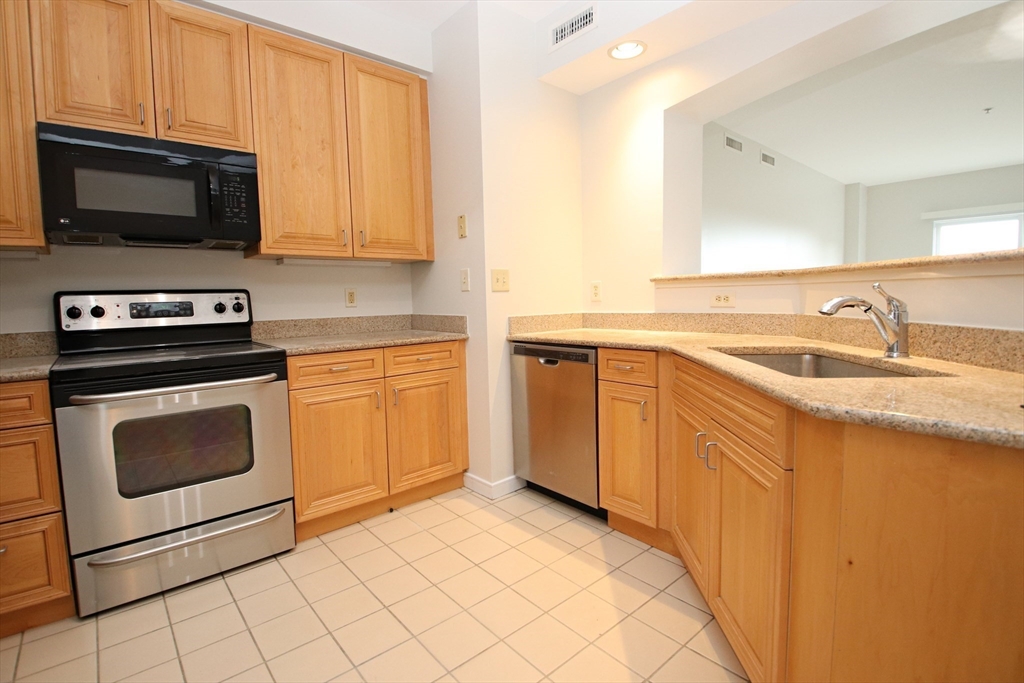 Chelsea, Massachusetts 02150, United States, ,14 BathroomsBathrooms,Commercial,Active,239088