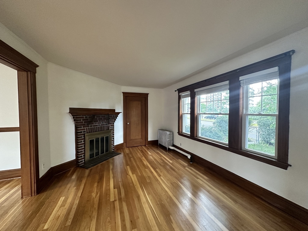 83 Quincy Shore Dr 1