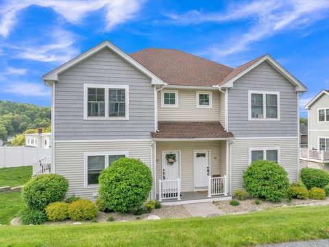 58 Oak St 58 Clinton MA 01510