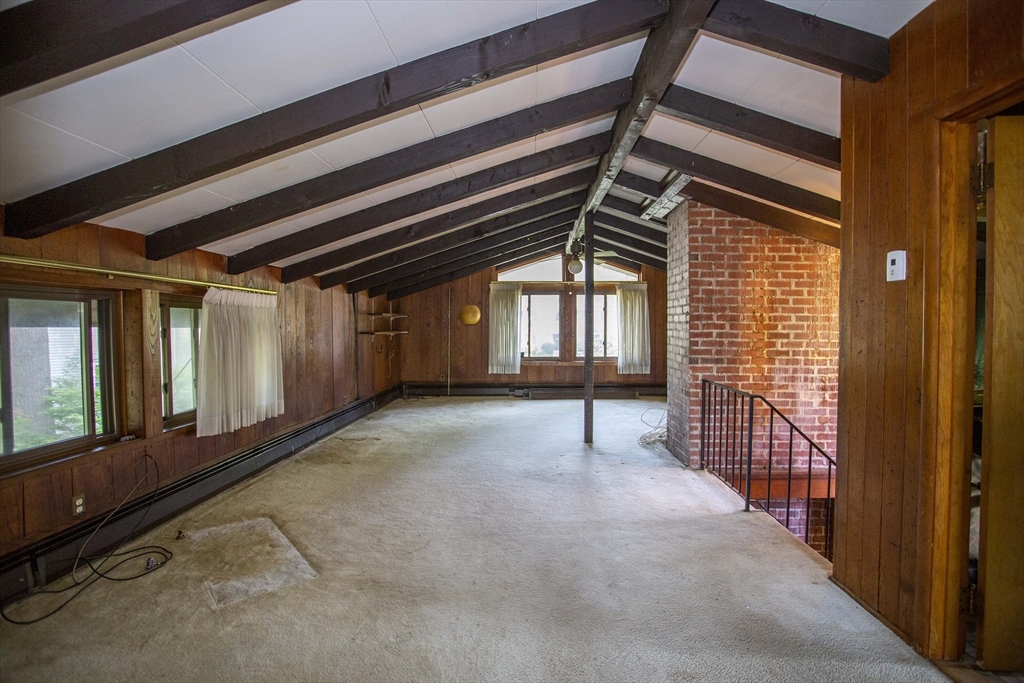 11 Hutchins Circle
