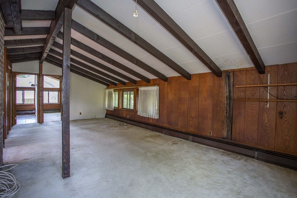 11 Hutchins Circle