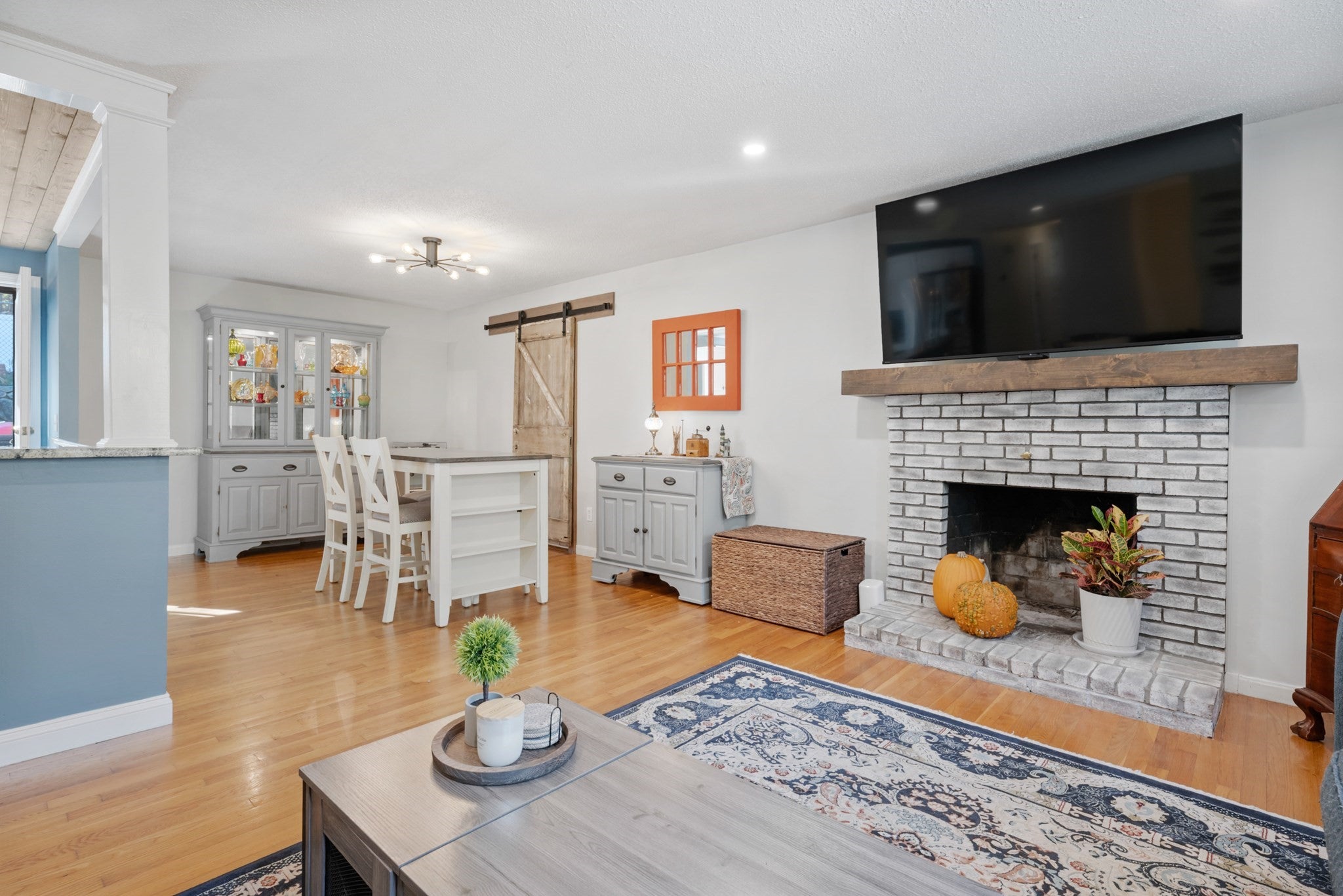 631 Central St, Holliston, MA, 631 Central St, Holliston, MA Photo #14