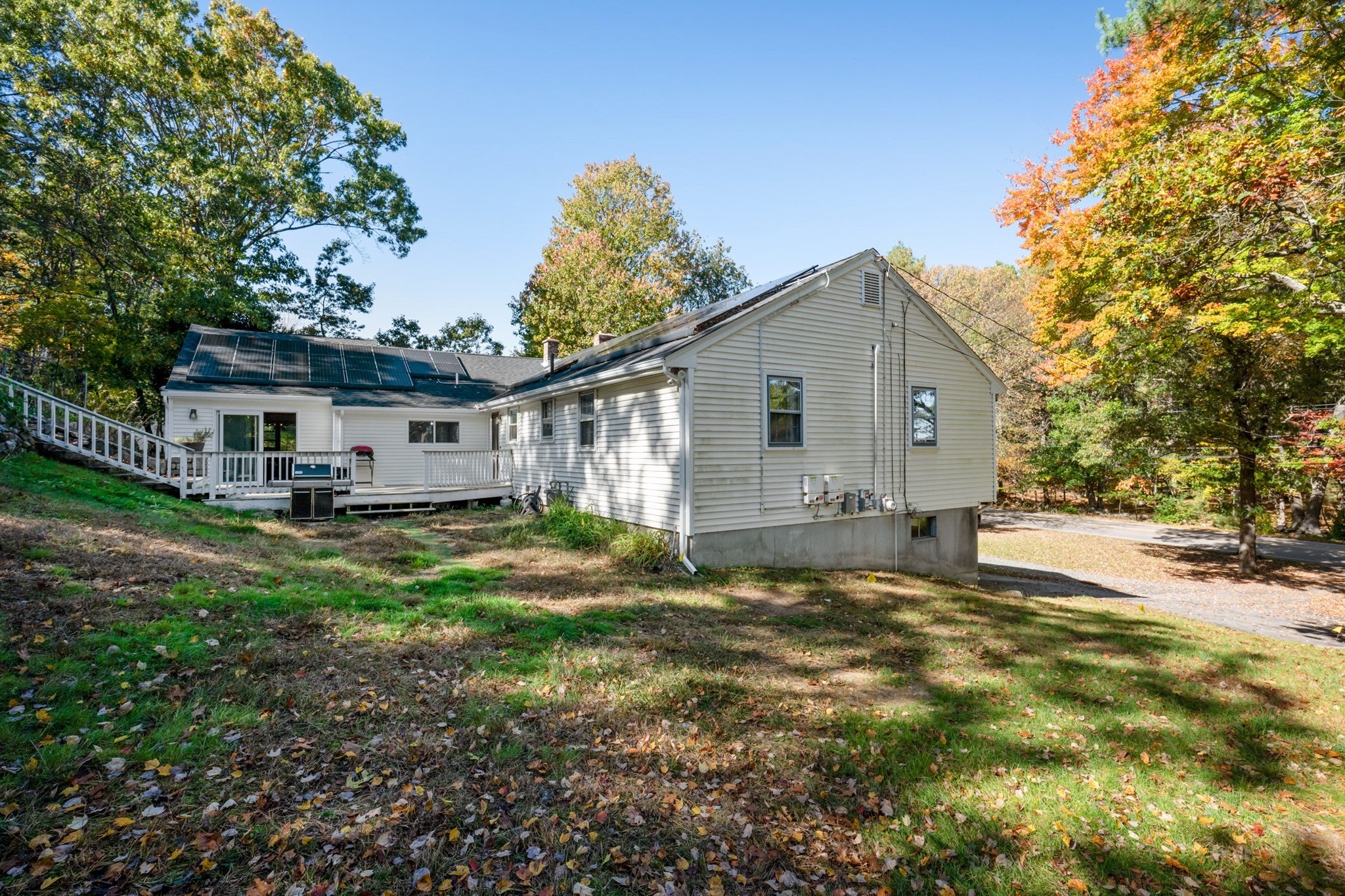 631 Central St