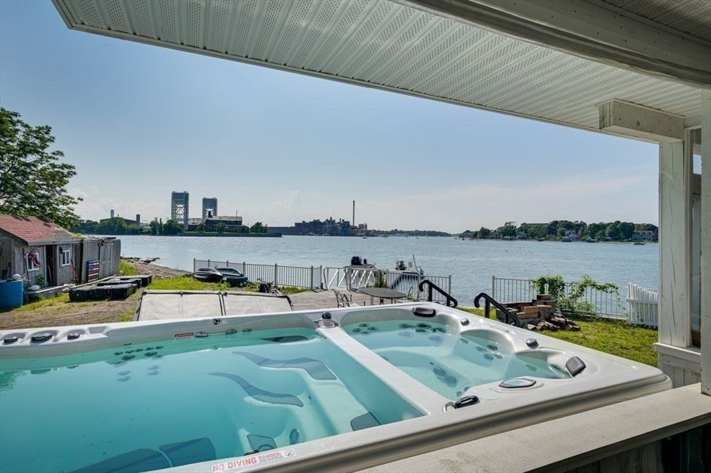 104 Kings Cove Beach Road