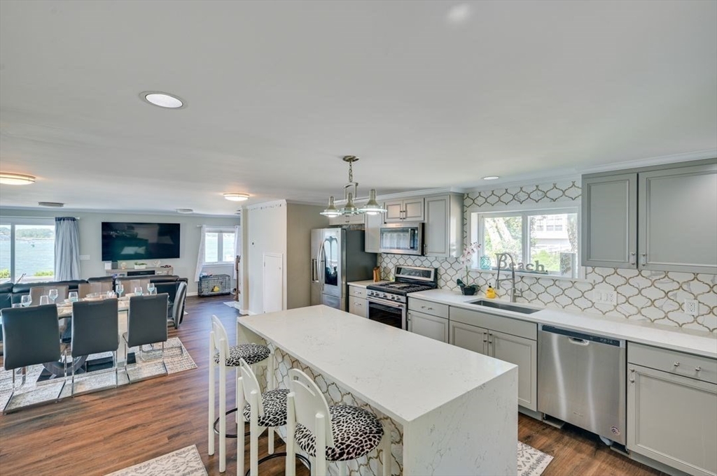 104 Kings Cove Beach Road