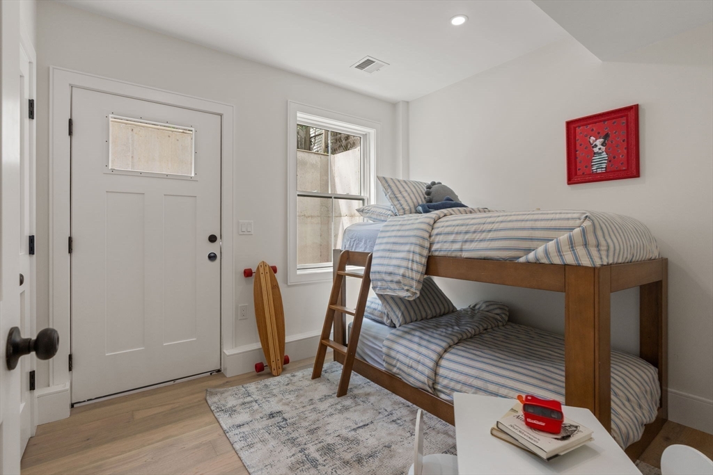 326 Lowell Street #4, Somerville, MA Photo #12