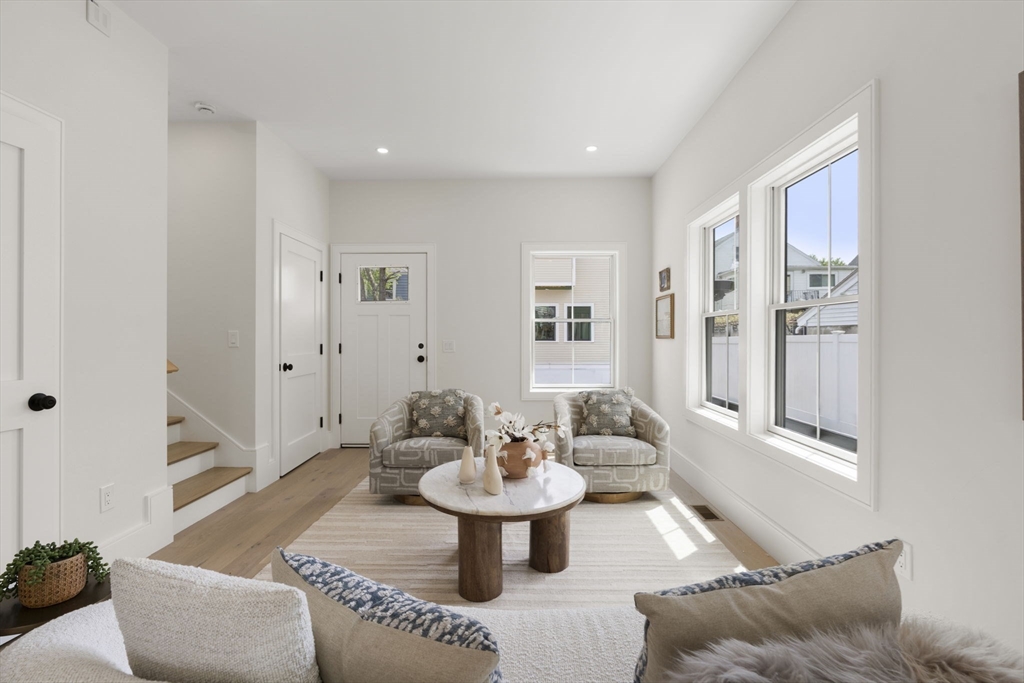 326 Lowell Street #4, Somerville, MA Photo #3