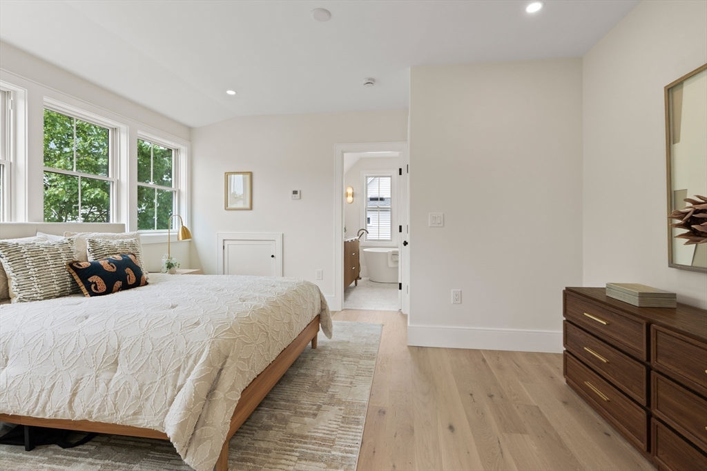 326 Lowell Street #4, Somerville, MA Photo #7