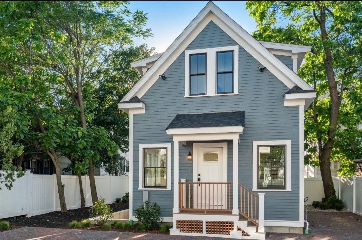 326 Lowell Street