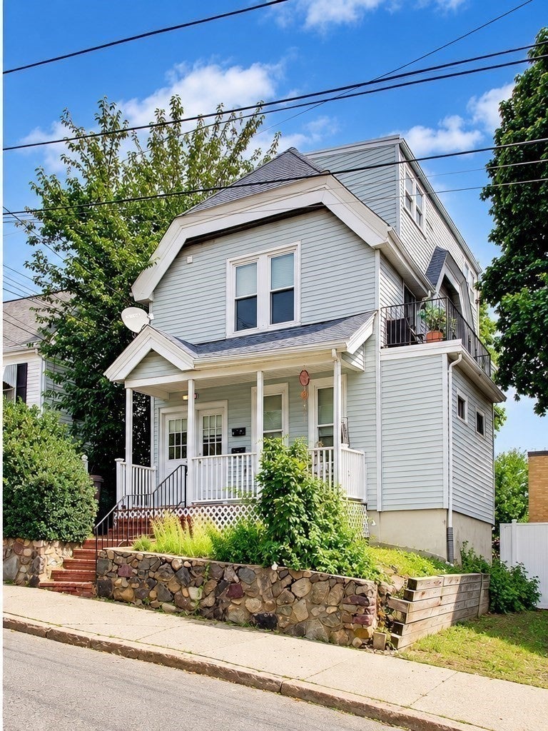9 Irving St