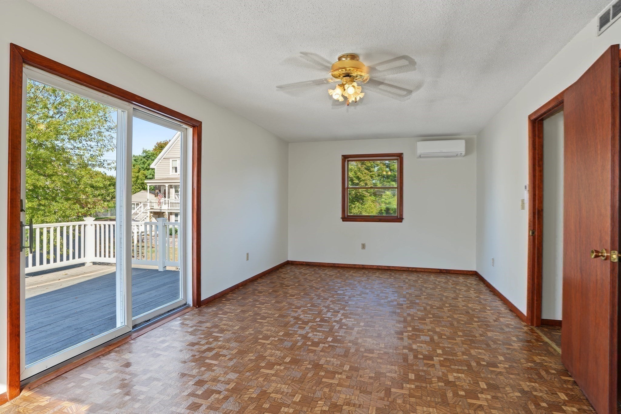 8 Garfield Avenue, Saugus, MA Photo #20