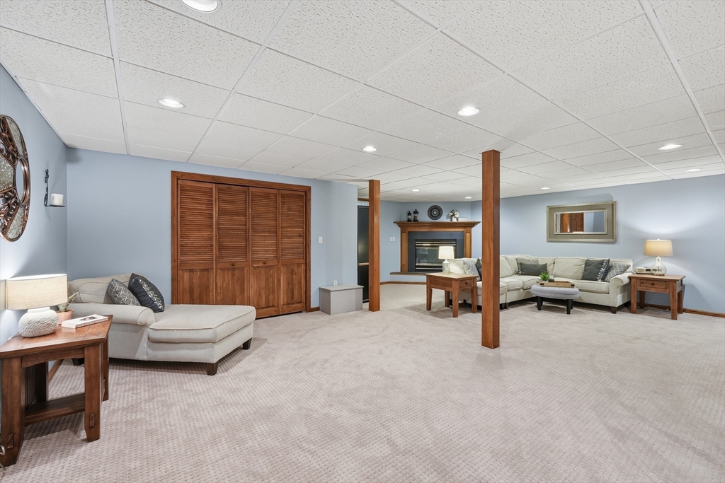 45 Boylston Circle, Shrewsbury, MA, 45 Boylston Circle, Shrewsbury, MA Photo #34