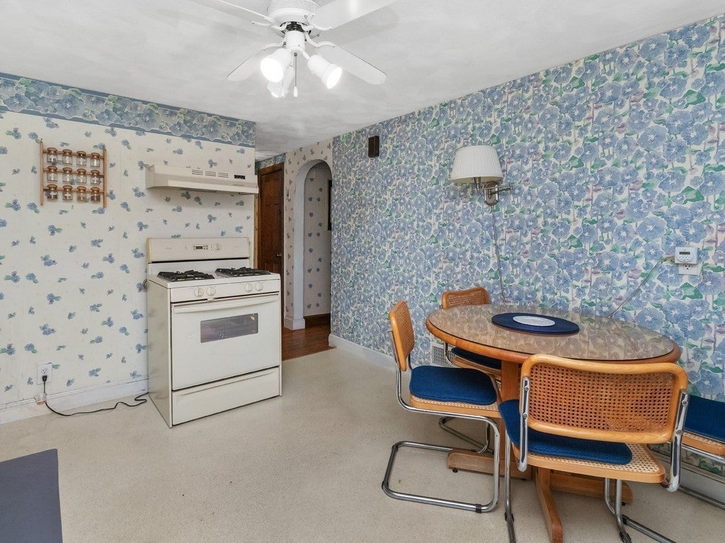 71 Farnum Road, Waltham, MA, 71 Farnum Road, Waltham, MA Photo #4