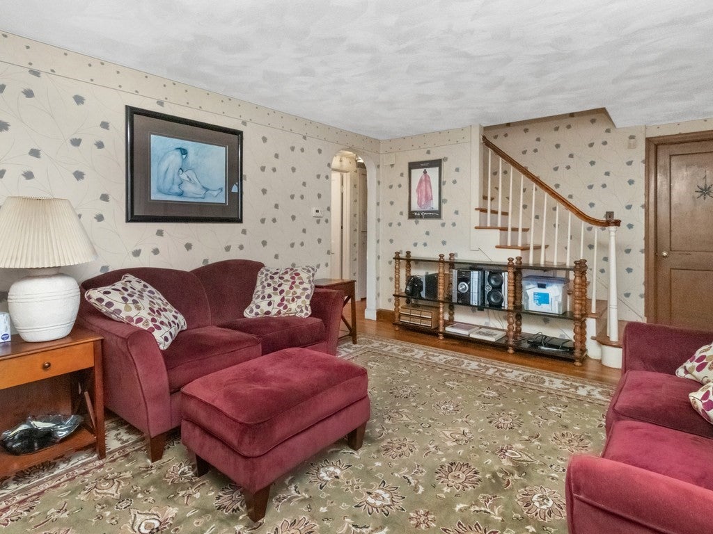 71 Farnum Road, Waltham, MA, 71 Farnum Road, Waltham, MA Photo #10