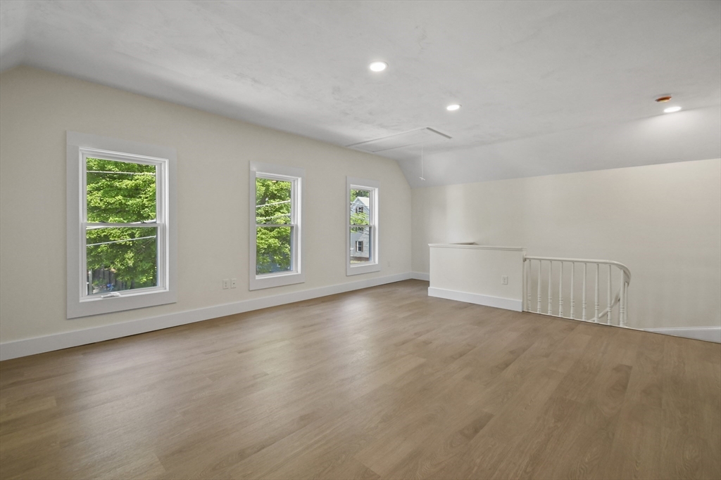 82 Mechanic Street 2