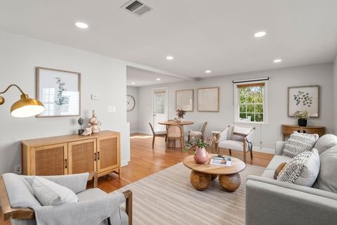 2-4 Norcross Cir 4 Arlington MA 02474