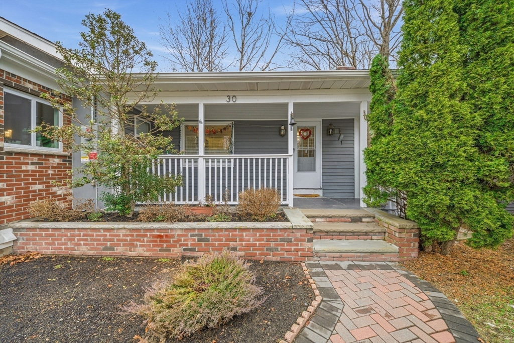 30 Glendale Ave