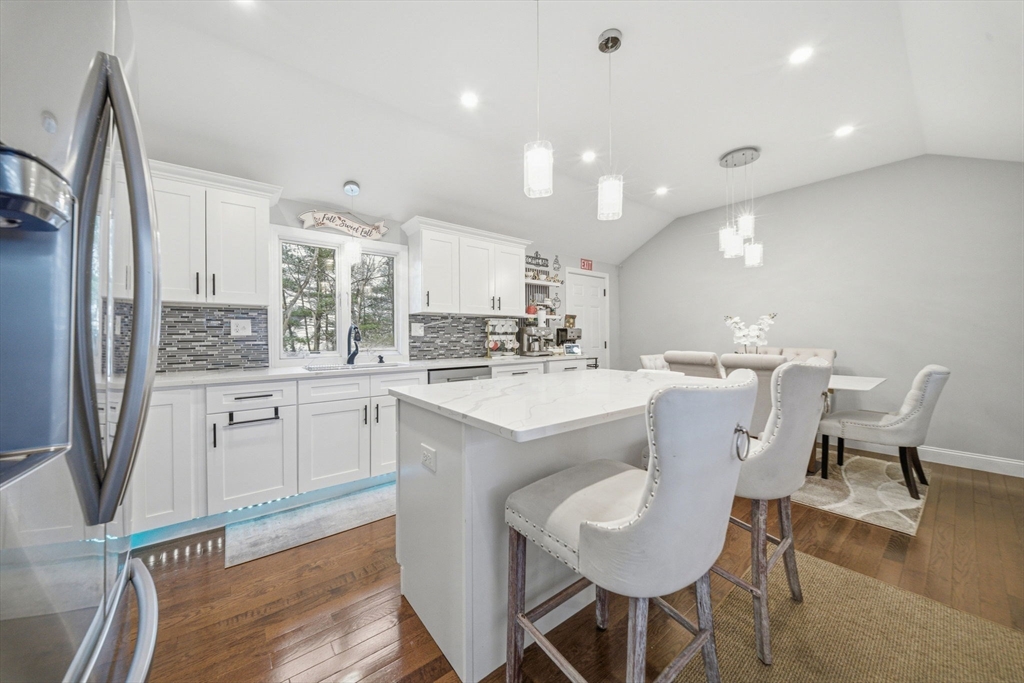 30 Glendale Ave
